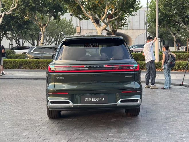 预售价19.38-25.88万元 吉利银河M9开启预售