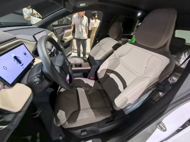 2025成都车展：最火十款新车全是新能源