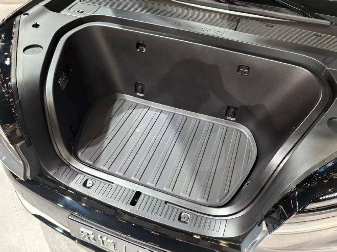 2025成都车展探馆：乐道L90