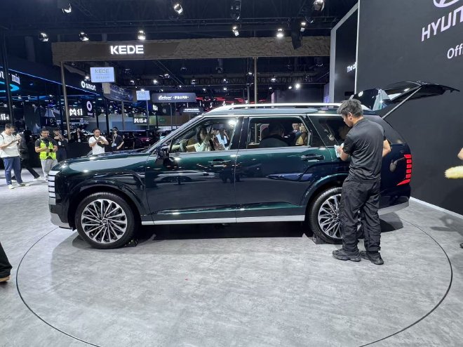 2025成都车展：现代新一代帕里斯帝开启预售