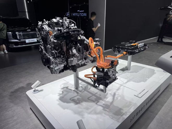 2025成都车展：现代新一代帕里斯帝开启预售