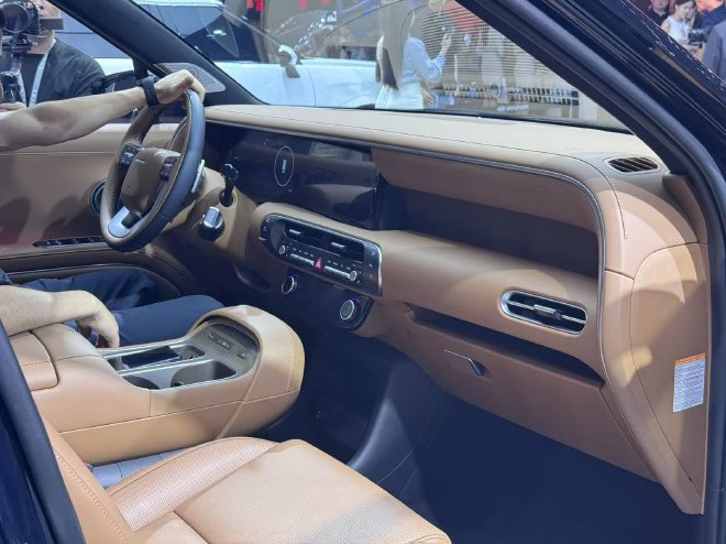 2025成都车展：现代新一代帕里斯帝开启预售