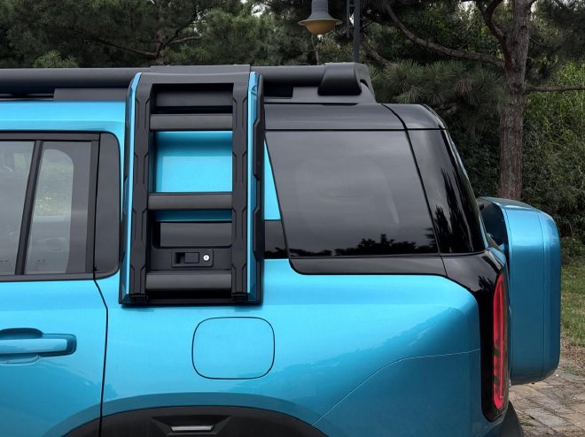 既能“撒野”又能“顾家” 试驾北京越野BJ30旅行家