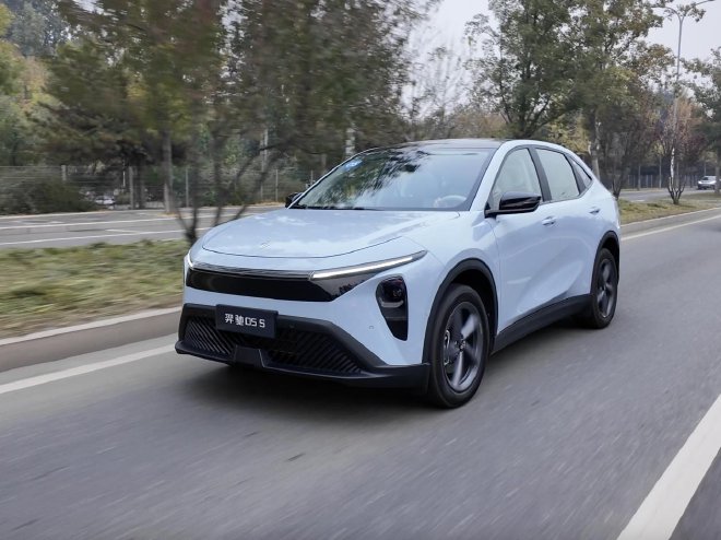 试驾羿驰05S 家用SUV务实好选择