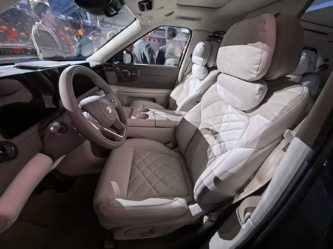 售32.28万元起 智己LS9正式上市