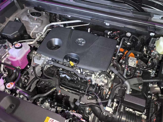 一汽丰田正式发布全新RAV4荣放