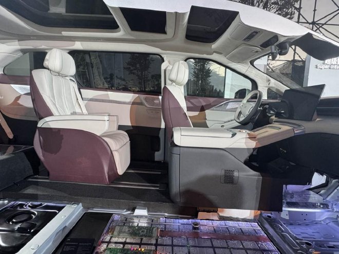 2025广州车展：小鹏X9超级增程版正式上市