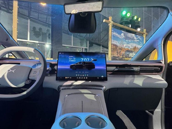 2025广州车展：小鹏X9超级增程版正式上市