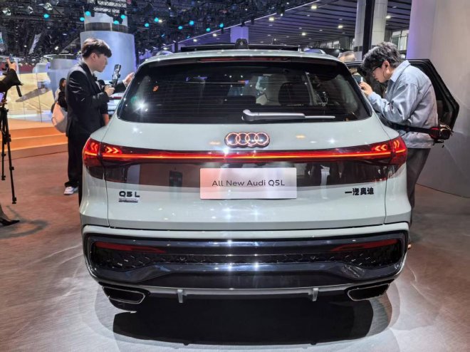 2025广州车展：一汽奥迪多车亮相