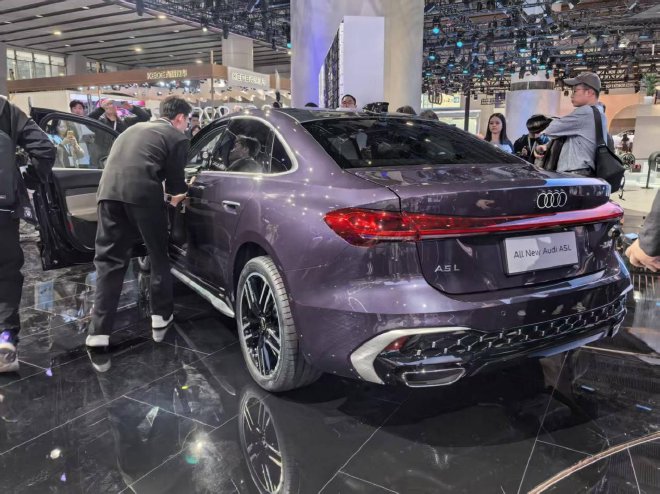 2025广州车展：一汽奥迪多车亮相