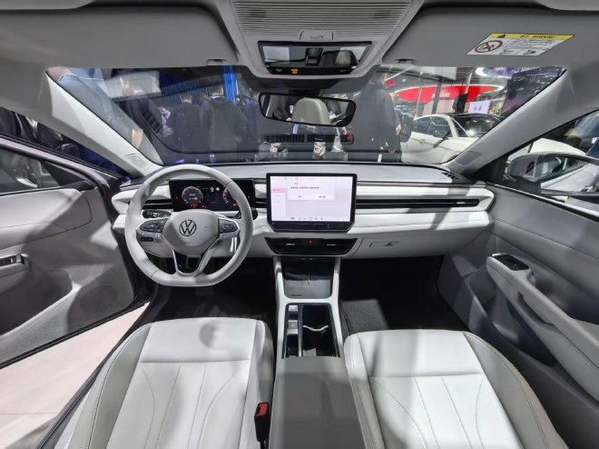 2025广州车展:上汽大众朗逸Pro亮相