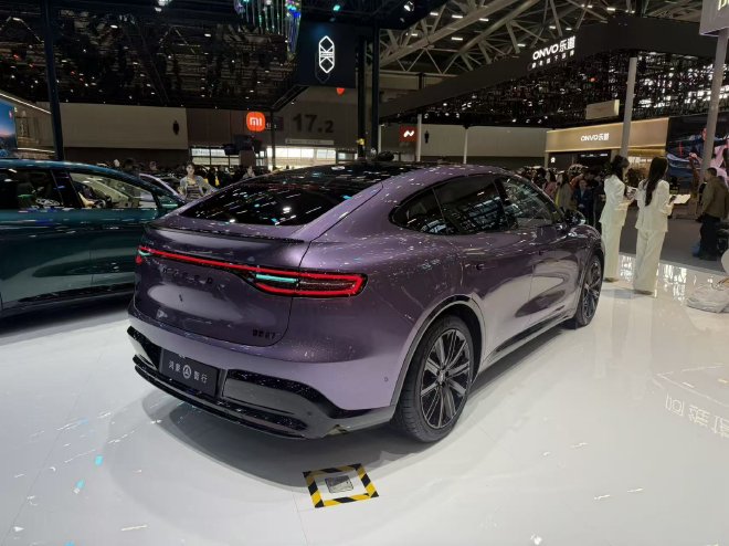 2025广州车展：智界品牌以独立展台亮相