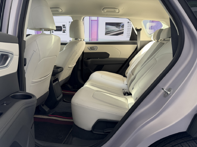 15万合资卷王？北京现代EO羿欧到店实拍