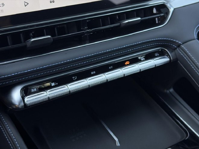 重新定义10万级家轿 2026款吉利星瑞东方曜试驾体验