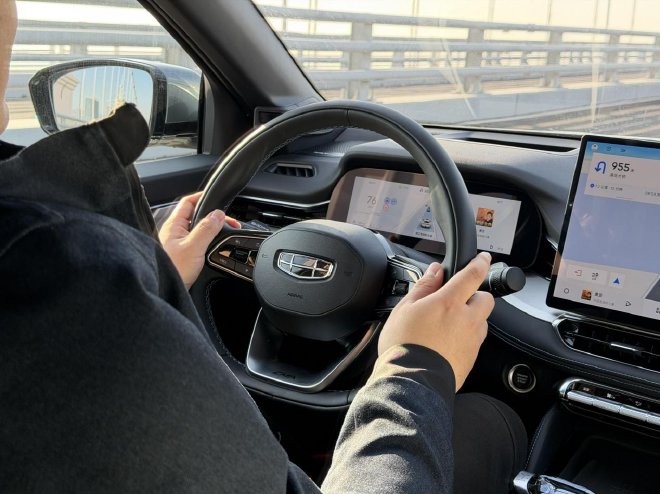 重新定义10万级家轿 2026款吉利星瑞东方曜试驾体验