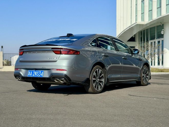 重新定义10万级家轿 2026款吉利星瑞东方曜试驾体验