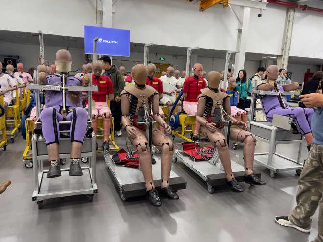 别克至境L7凭“七不规范”定义新能源安全新标杆