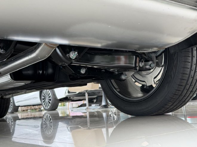 喝92#油+双14.6英寸大屏 探店吉利星越L全新长风系列