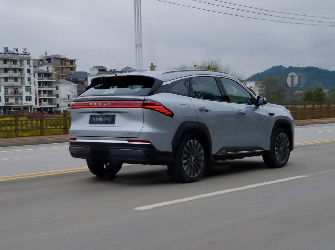 秀外慧中的全能选手 银河M7试驾体验