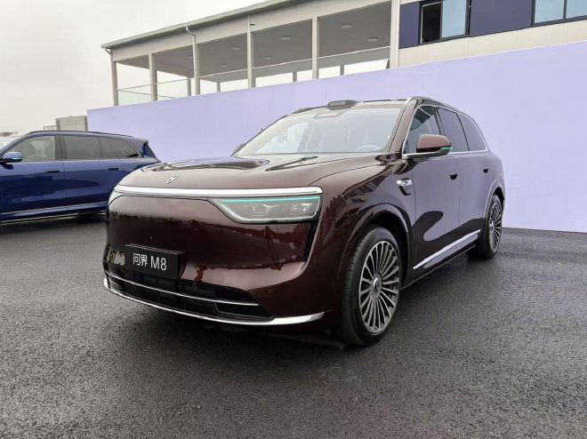 焕新升级后表现如何？试驾新款问界M8