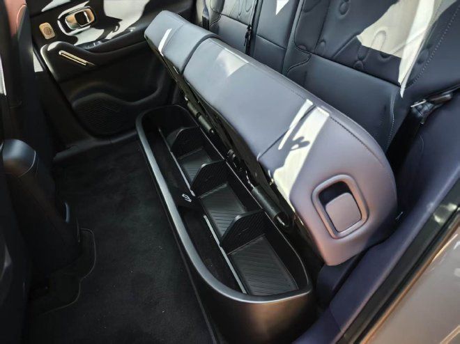 售价6.58-8.68万元 零跑A10正式上市