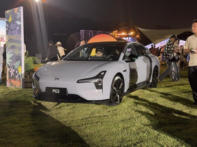 26款小鹏MONA M03上市 加量不加价11.98万起