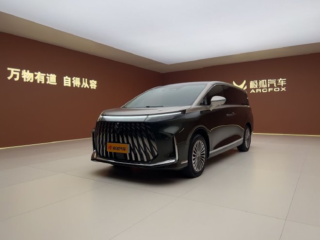 东方科技旗舰MPV静赏极狐问道V9五大顶级实力重塑高端出行新标杆