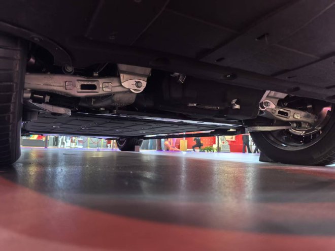 2026北京车展：全新一代问界M9亮相