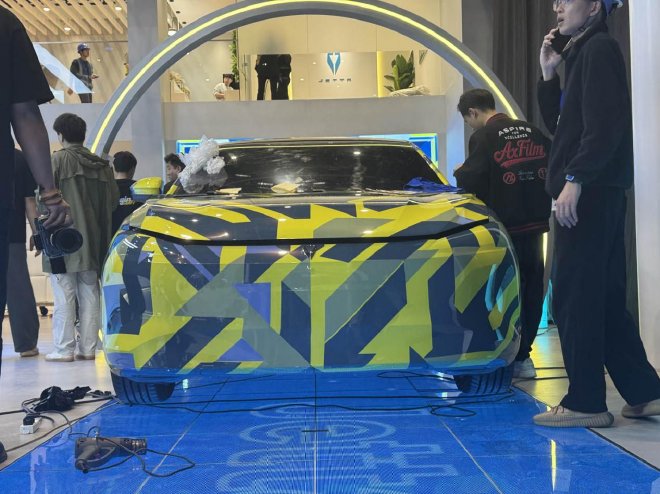 2026北京车展：探馆SUV概念车JETTAX与首款纯电车型亮相