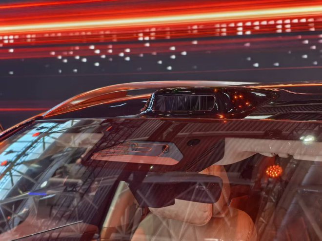 2026北京车展：全新一代问界M9亮相