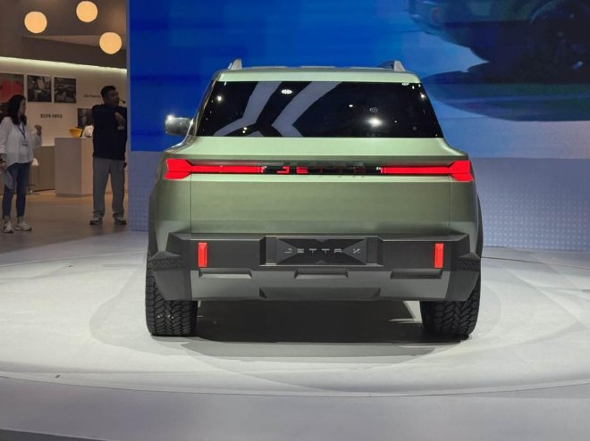 2026北京车展：探馆SUV概念车JETTAX与首款纯电车型亮相