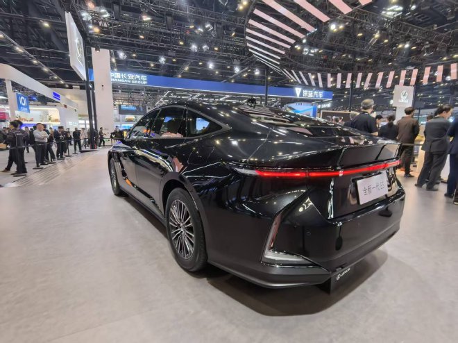 2026北京车展：雷克萨斯全新一代ES亮相