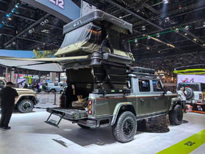 2026北京车展：212越野车发布多款全新车型