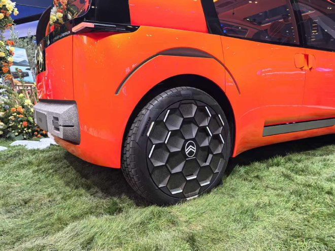 2026北京车展：雪铁龙ELO概念车亮相