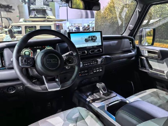 2026北京车展：212越野车发布多款全新车型