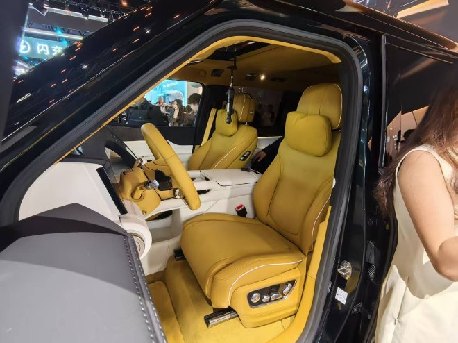 2026北京车展：仰望U8L四座版/U9Xtreme正式亮相