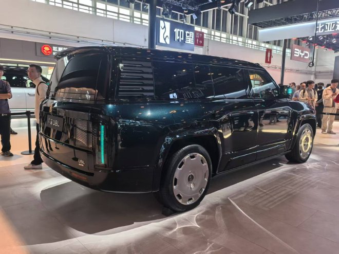 2026北京车展：仰望U8L四座版/U9Xtreme正式亮相
