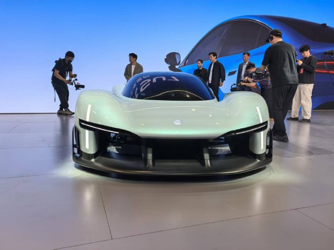 2026北京车展：小米Vision GT概念车正式亮相