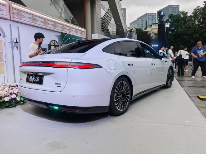 售19.69万起 比亚迪海豹08正式上市