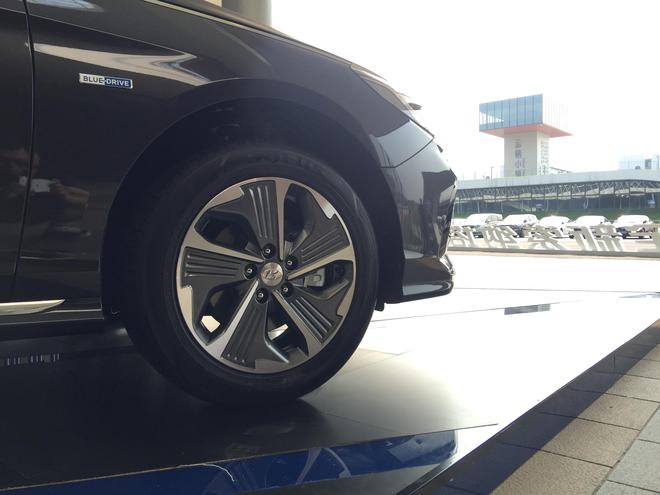 售18.98万元起 全新索纳塔混动车型上市