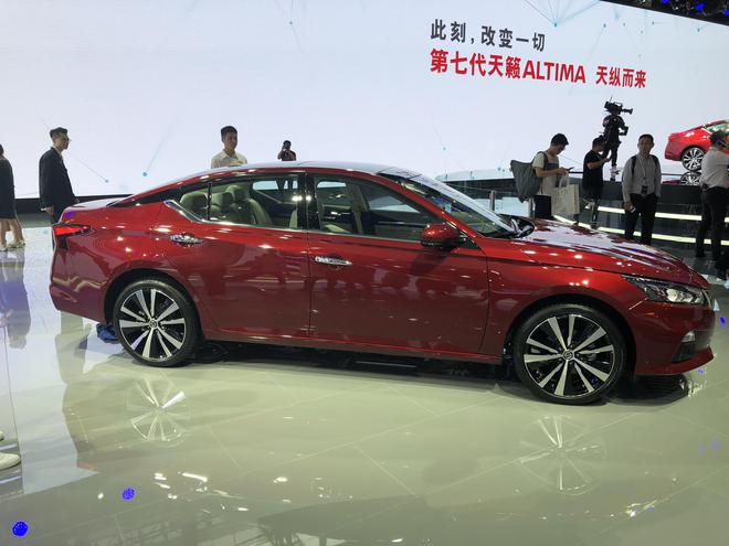 2018广州车展：东风日产全新一代天籁亮相