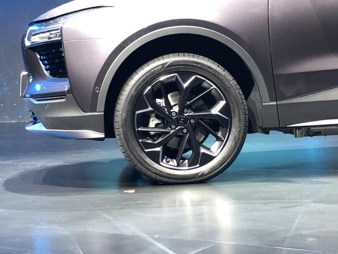 爱驰U5量产车正式亮相 基于MAS平台打造