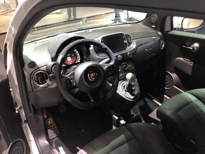 2019日内瓦车展：Abarth 595 esseesse发布