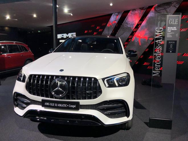 2019法兰克福车展：全新奔驰AMG GLE 53 Coupe将亮相