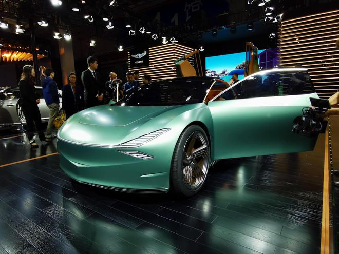 2019进博会：续航563公里 捷尼赛思Mint概念车亮相