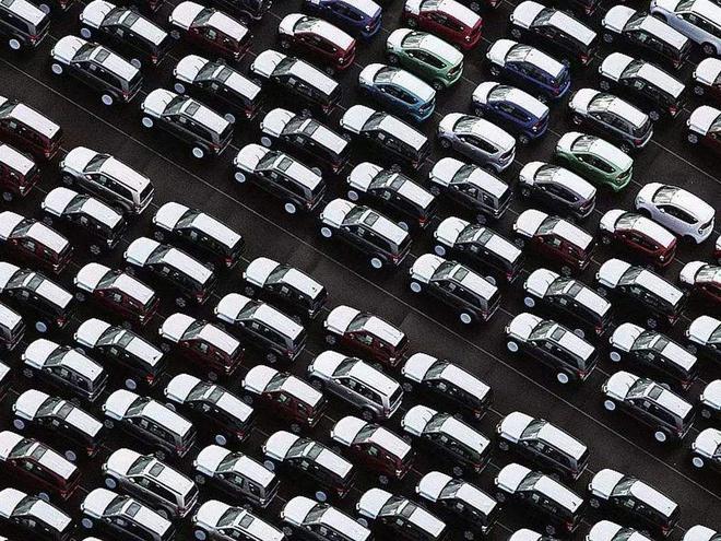 数说|国内车市2月销量下滑79.1% 经销商库存预警创新高