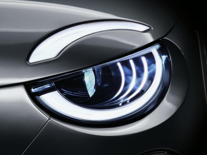 全新菲亚特500电动版正式发布 续航里程达320公里