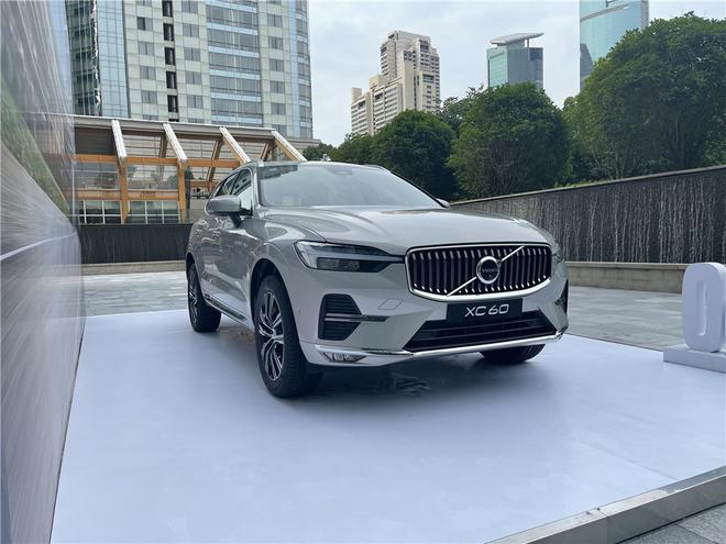 新款沃尔沃XC60正式上市 售价37.39-60.39万元