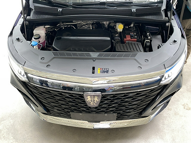 参观上汽郑州数字化工厂 探索荣威iMAX8安全品质背后的秘密