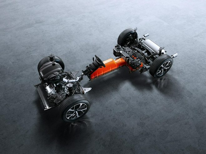 全新领克01 PHEV Plus上市 售价19.77万元